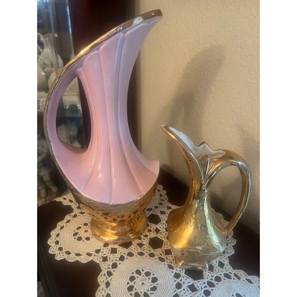 Pair of Vintage Savoy China Weeping 24k Gold Handled Vase